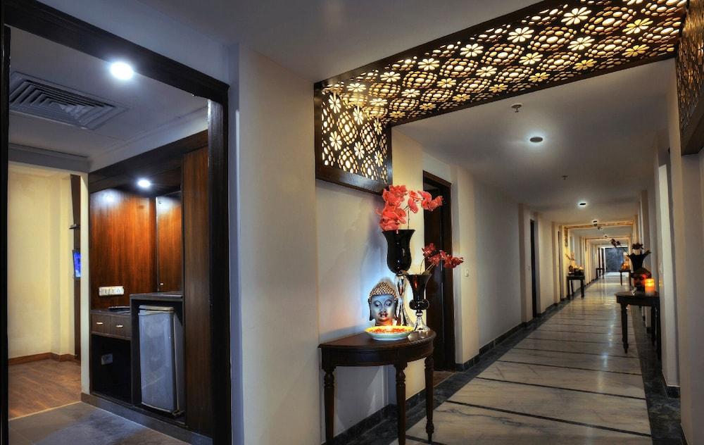 Royale Sarovar Portico Agra Agra  Exteriör bild
