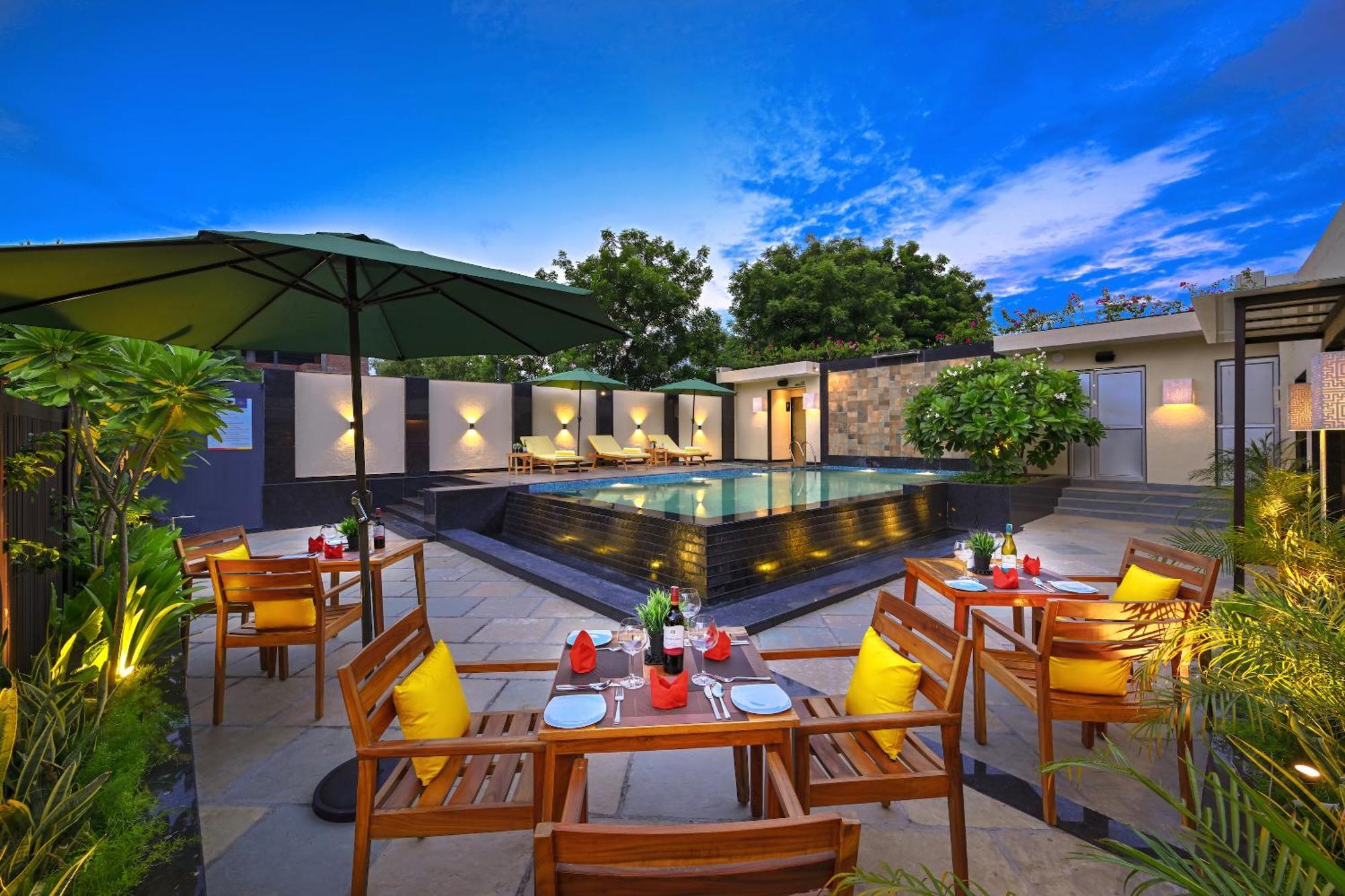 Royale Sarovar Portico Agra Agra  Exteriör bild